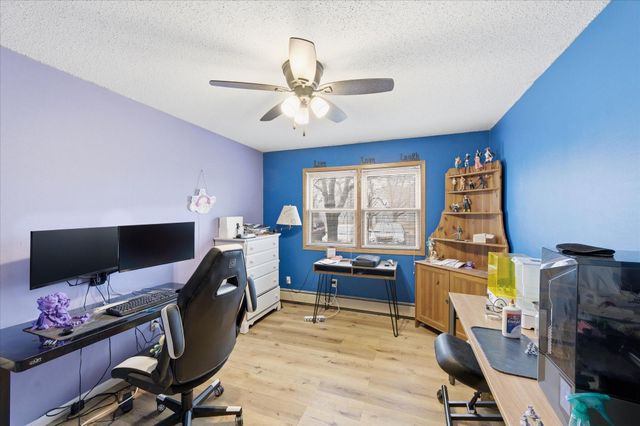 2720 Dale Street N C114, Roseville, MN 55113