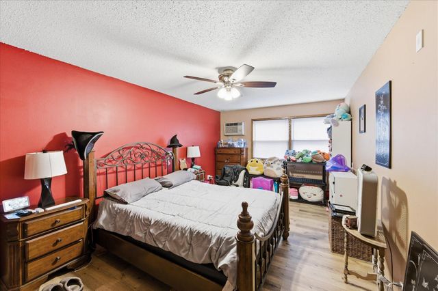 2720 Dale Street N C114, Roseville, MN 55113