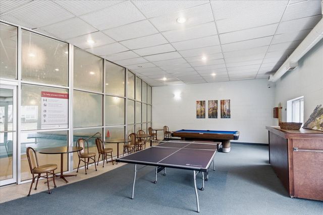 2720 Dale Street N C114, Roseville, MN 55113