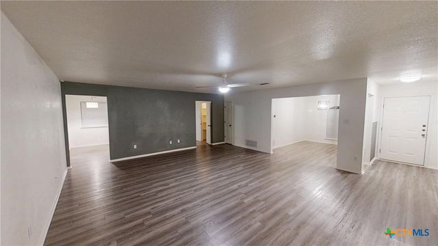 212 Sims Ridge Drive, Nolanville, TX 76559