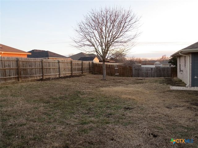 212 Sims Ridge Drive, Nolanville, TX 76559