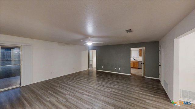 212 Sims Ridge Drive, Nolanville, TX 76559