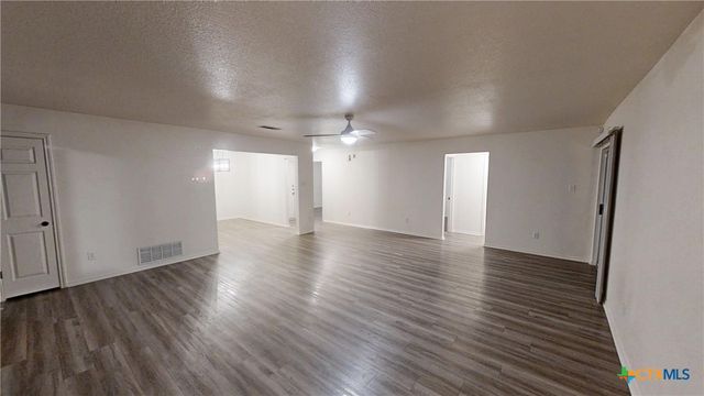 212 Sims Ridge Drive, Nolanville, TX 76559