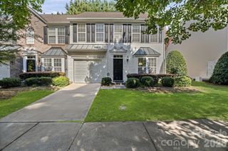 152 Cypress Landing Drive, Mooresville, NC 28117