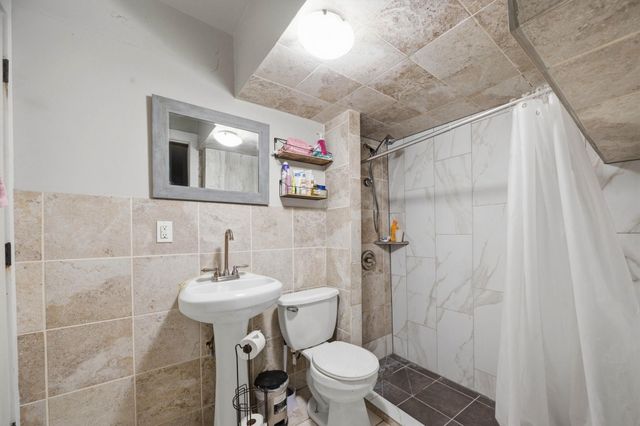 317 W 12th St N, Wichita, KS 67203