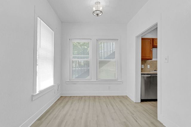 831 W Houston Street, Tyler, TX 75702