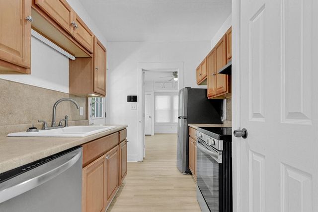 831 W Houston Street, Tyler, TX 75702
