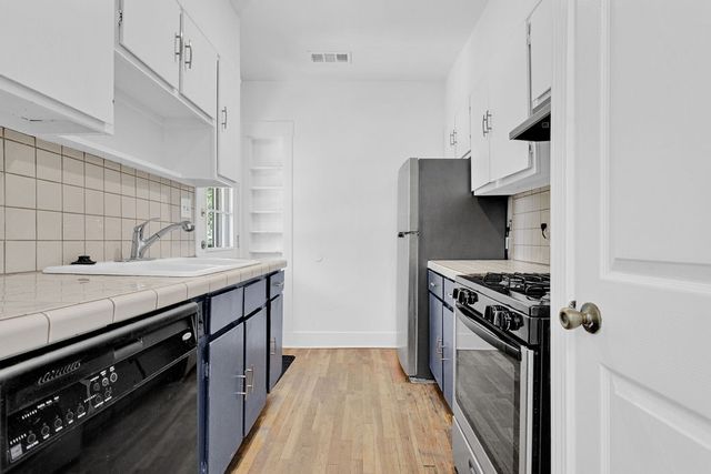 831 W Houston Street, Tyler, TX 75702