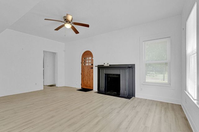 831 W Houston Street, Tyler, TX 75702