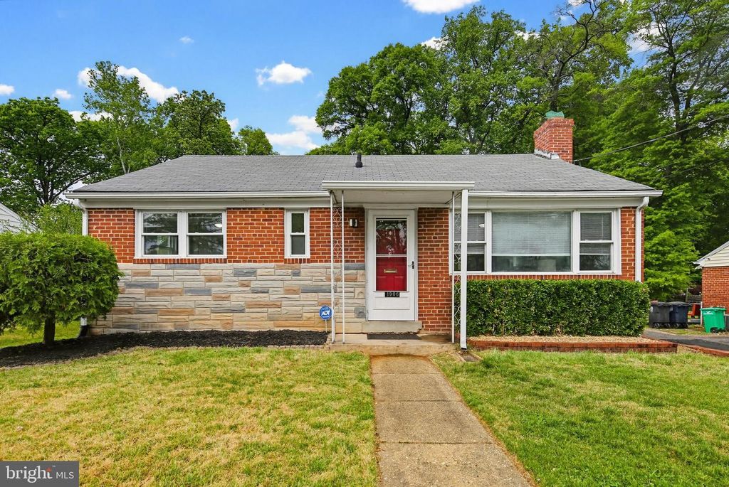 1906 MERRIMAC DR, Hyattsville, MD 20783