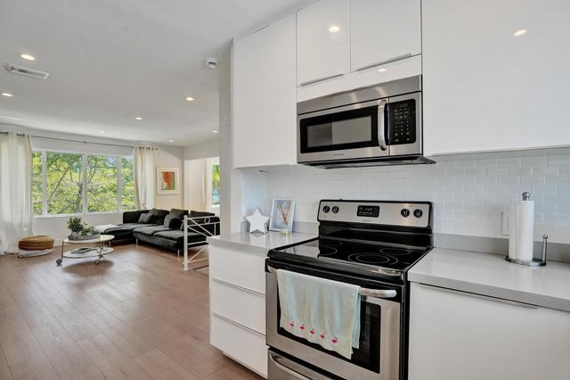 1415 SE 2nd Street 1-4, Fort Lauderdale, FL 33301