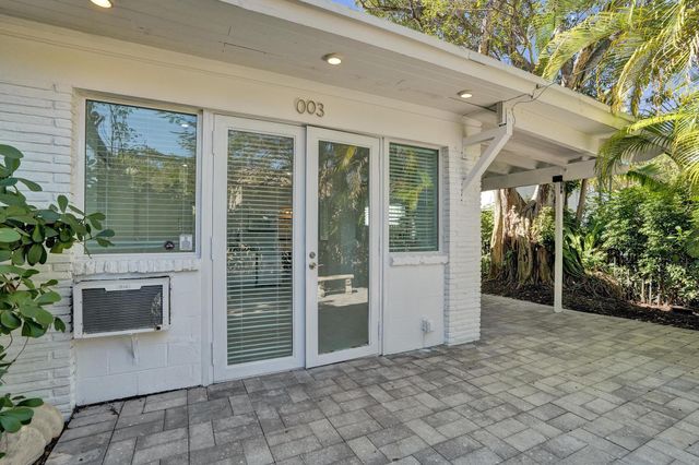 1415 SE 2nd Street 1-4, Fort Lauderdale, FL 33301