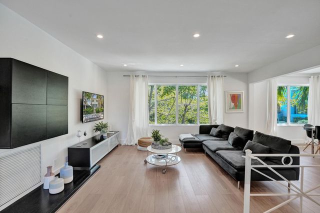 1415 SE 2nd Street 1-4, Fort Lauderdale, FL 33301