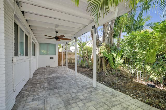 1415 SE 2nd Street 1-4, Fort Lauderdale, FL 33301