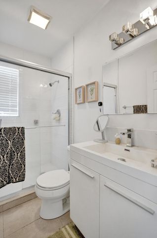 1415 SE 2nd Street 1-4, Fort Lauderdale, FL 33301