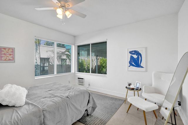 1415 SE 2nd Street 1-4, Fort Lauderdale, FL 33301