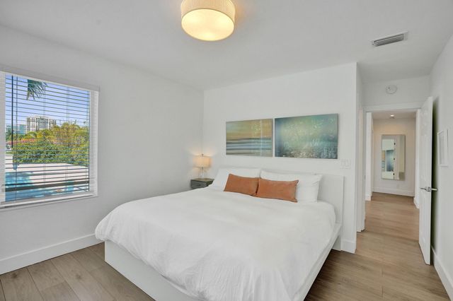 1415 SE 2nd Street 1-4, Fort Lauderdale, FL 33301