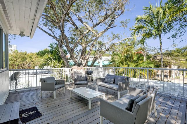 1415 SE 2nd Street 1-4, Fort Lauderdale, FL 33301