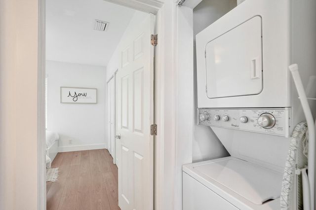 1415 SE 2nd Street 1-4, Fort Lauderdale, FL 33301