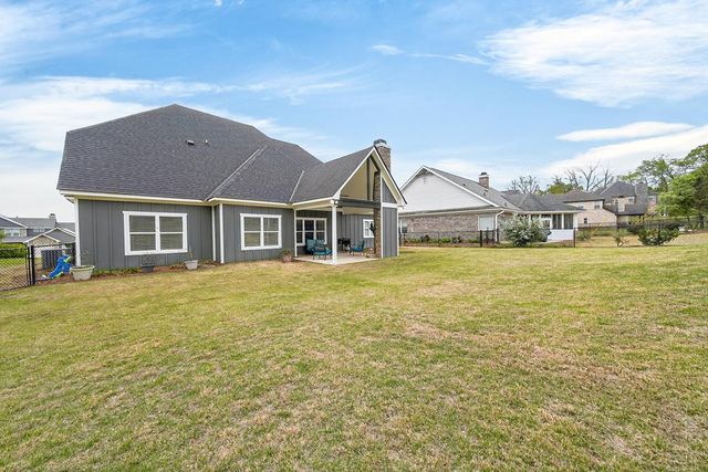 7097 Spring Walk Drive, Columbus, GA 31904