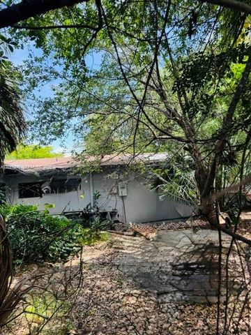 1100 NE 129th Street, North Miami, FL 33161