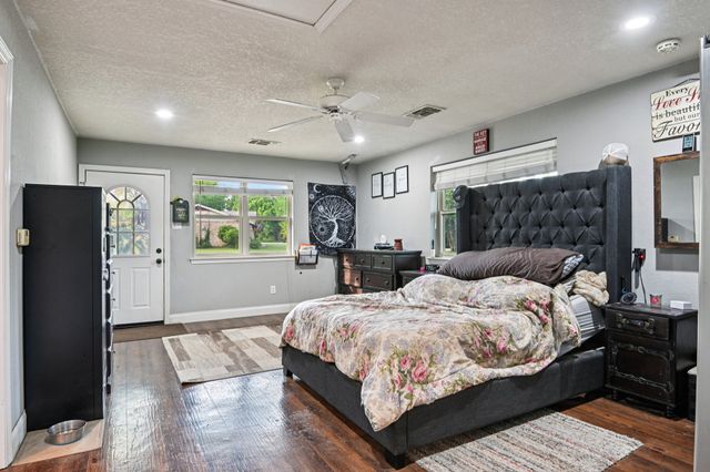 305 Cockrell Hill Road, Ovilla, TX 75154