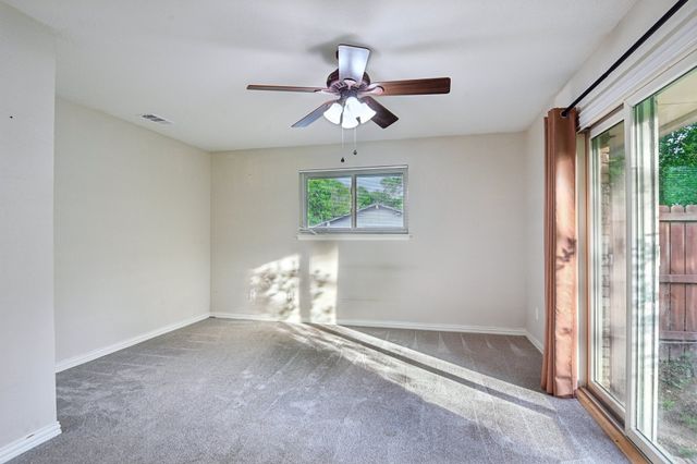 305 Cockrell Hill Road, Ovilla, TX 75154