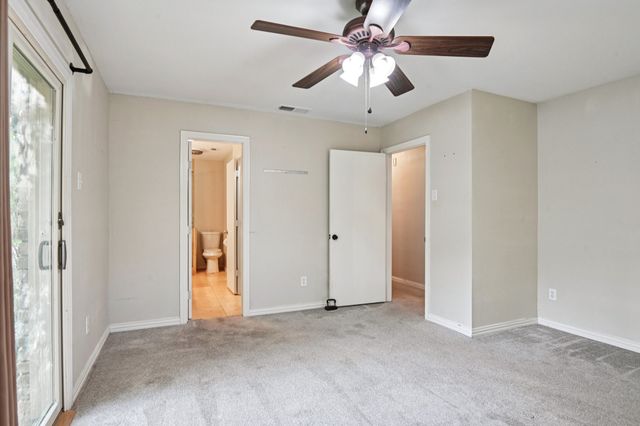 305 Cockrell Hill Road, Ovilla, TX 75154