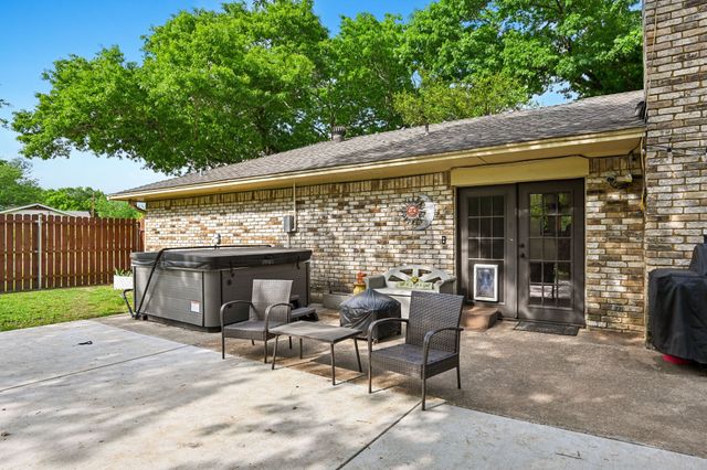 305 Cockrell Hill Road, Ovilla, TX 75154