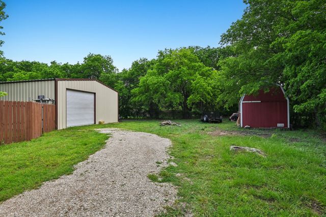 305 Cockrell Hill Road, Ovilla, TX 75154