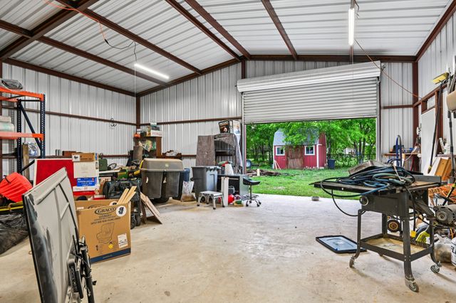 305 Cockrell Hill Road, Ovilla, TX 75154