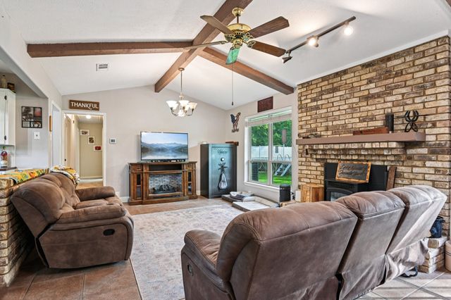 305 Cockrell Hill Road, Ovilla, TX 75154