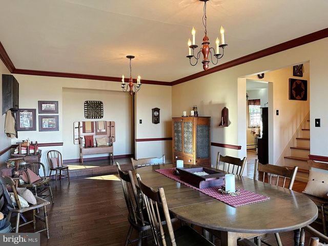 1092 PALM HILL RD, Palm, PA 18070