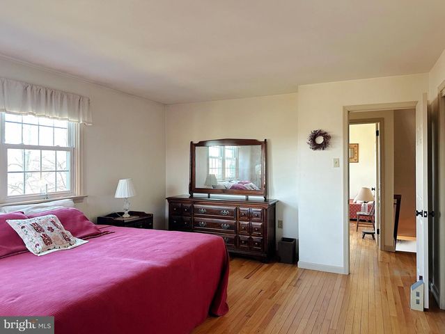 1092 PALM HILL RD, Palm, PA 18070