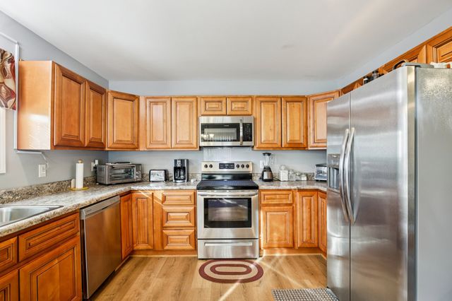 104 Jollie Ln, Westmoreland, TN 37186