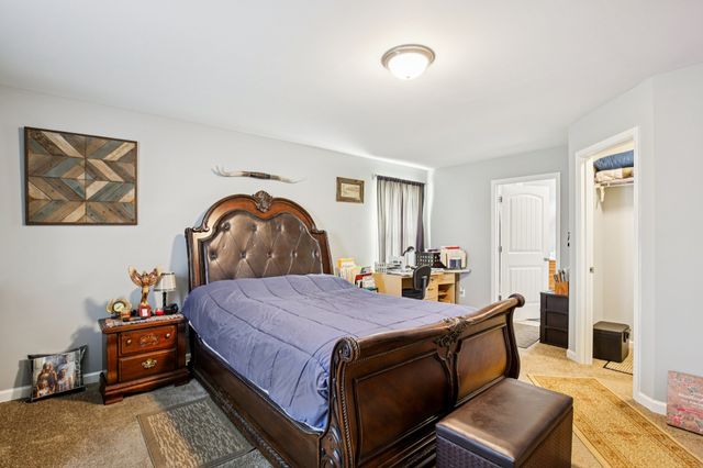 104 Jollie Ln, Westmoreland, TN 37186