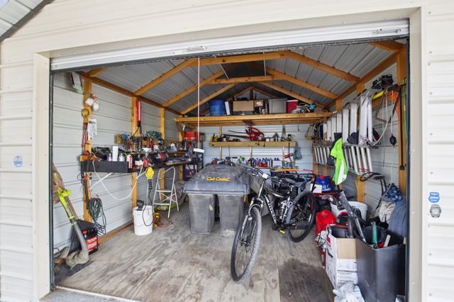 104 Jollie Ln, Westmoreland, TN 37186