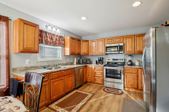 104 Jollie Ln, Westmoreland, TN 37186