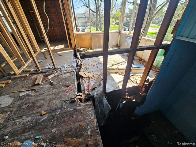 1947 Clairmount Street, Detroit, MI 48206