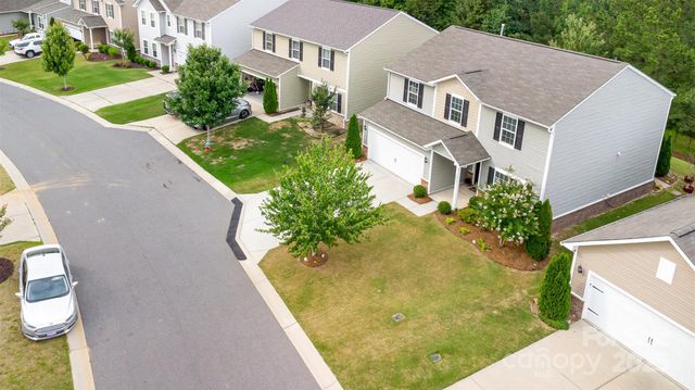 2037 Christopher Wood Court, Fort Mill, SC 29707
