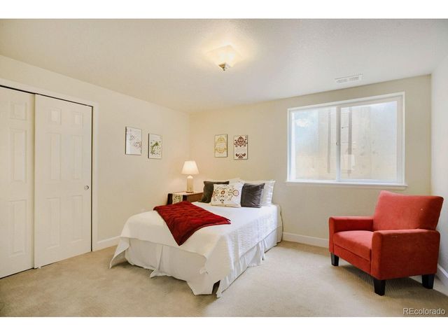 4661 Wilson Dr, Broomfield, CO 80023