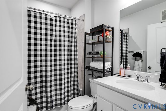 13263 Garland Ln, Midlothian, VA 23114