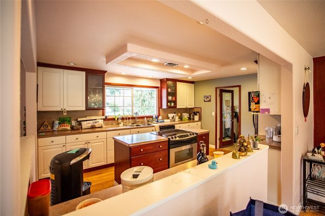 1825 Forest Hill Drive SE, Olympia, WA 98501