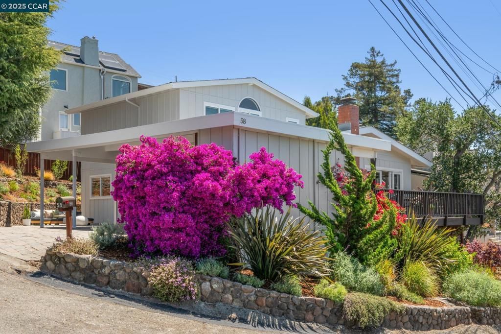 58 Buckeye Ave, Oakland, CA 94618