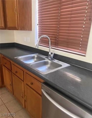 4039 Meadow Foxtail Drive, Las Vegas, NV 89122