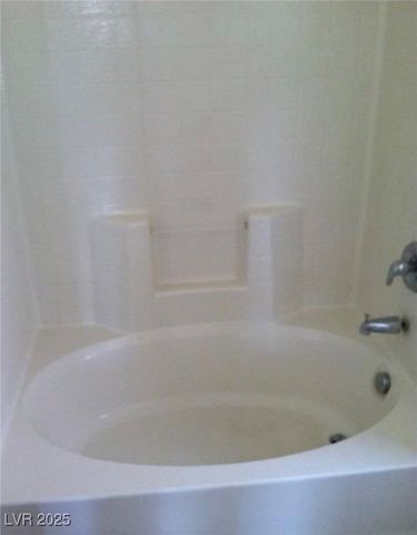 4039 Meadow Foxtail Drive, Las Vegas, NV 89122