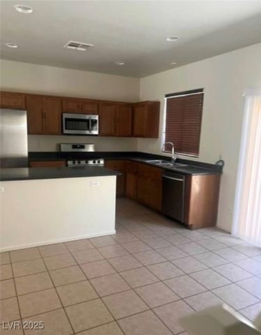 4039 Meadow Foxtail Drive, Las Vegas, NV 89122