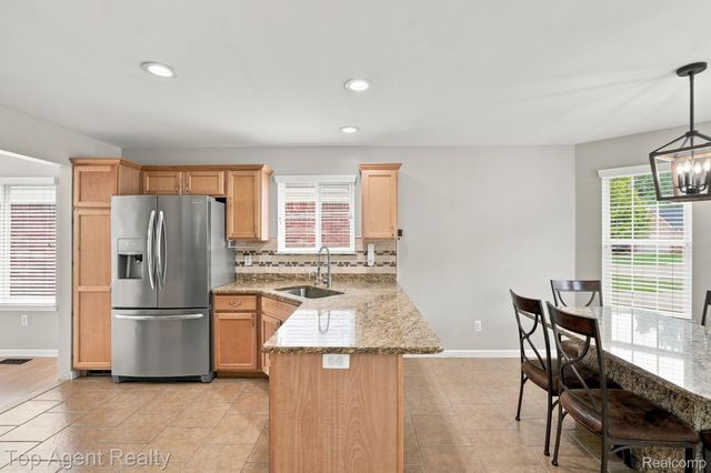 40580 Long Horn Drive, Sterling Heights, MI 48313
