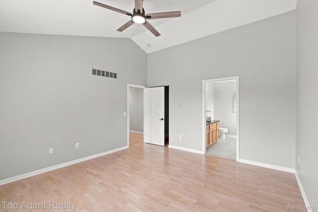 40580 Long Horn Drive, Sterling Heights, MI 48313