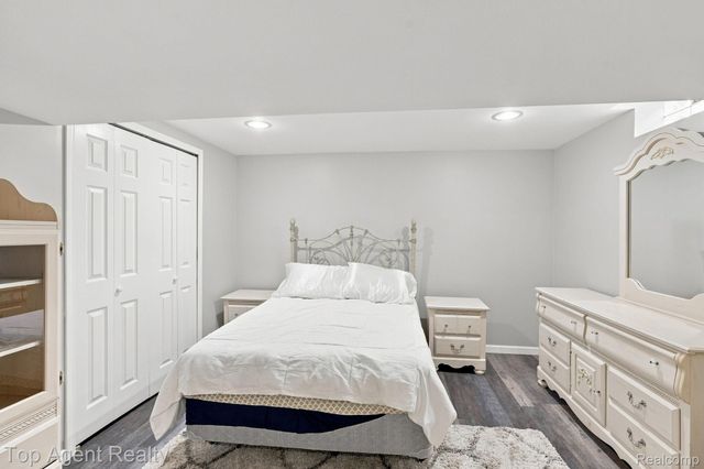 40580 Long Horn Drive, Sterling Heights, MI 48313